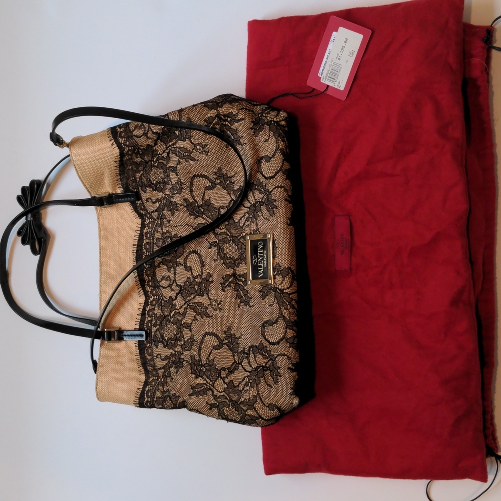 Valentino Beige and Black Lace Tote Bag - Picture 2 of 10